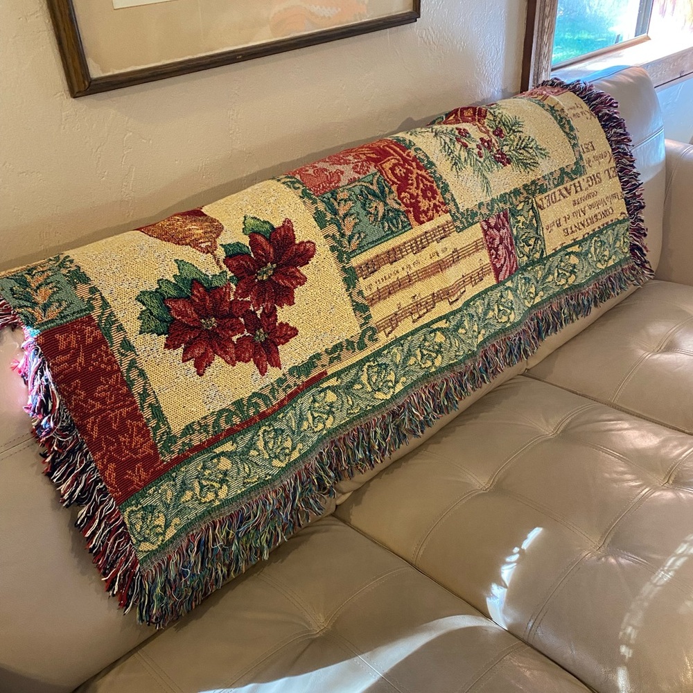 Christmas Tapestry Throw Blanket Poinsettia Holly Berries 50 x 60 Made in USA